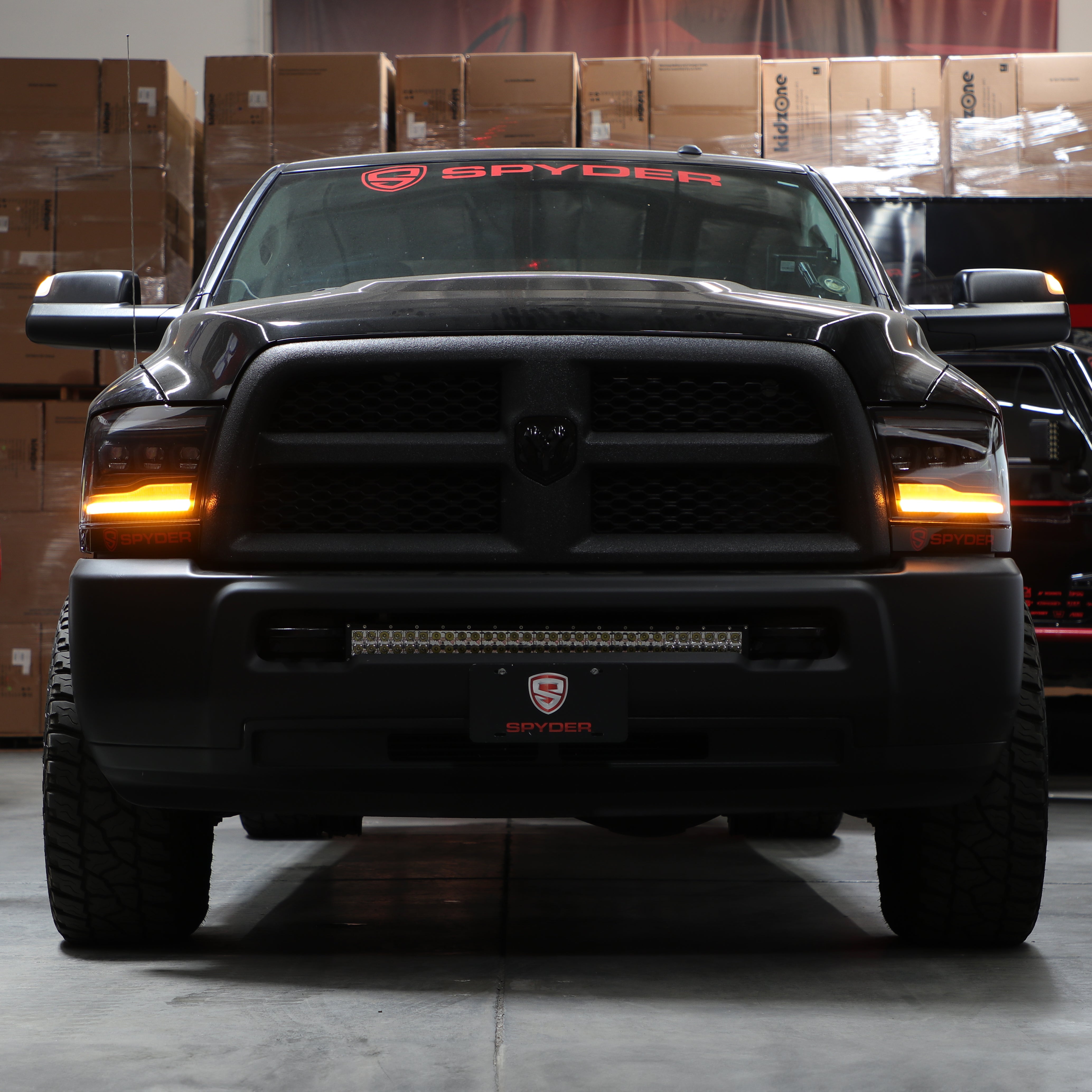 Spyder Apex ) Dodge Ram 1500 2009-2018 / Ram 2500/3500 2010-2019