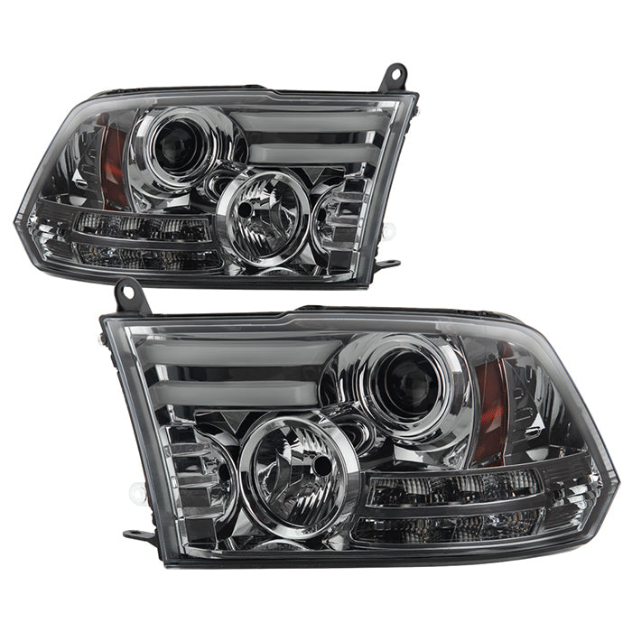 ( Spyder Signature ) Dodge Ram 1500 09-18 / Ram 2500/3500 10-19 Projector Headlights - Halogen Model Only ( Not Compatible With Factory Projector And LED DRL ) - Light Bar DRL - Smoke - High 9005 (Not Included)- Low H1 (Included)